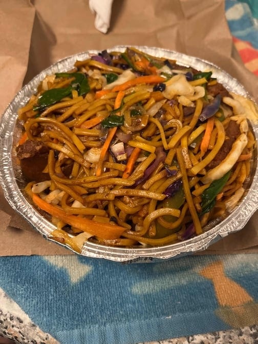 Chick'n Lo Mein.